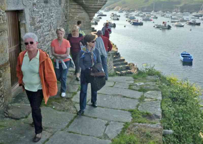 5_P1160756 (Morin).jpg - Sous la maison « des Seigneurs » (XV e  siècle)